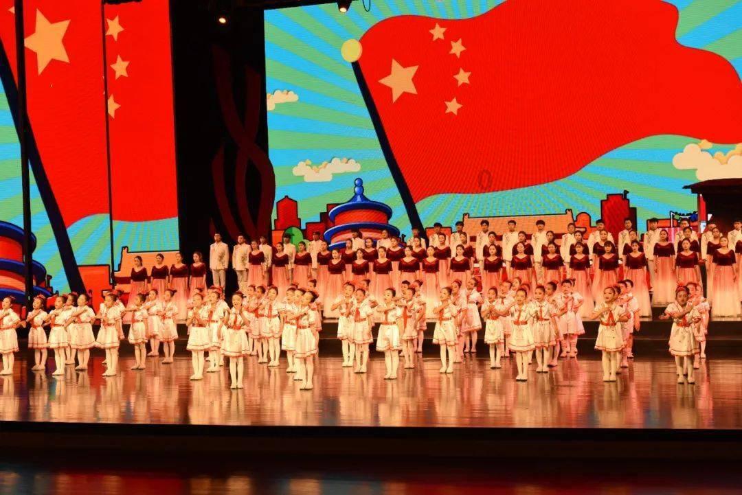 罗马诺：最后48小时尤文仍在努力签中场，阿尔卡拉斯是候选之一